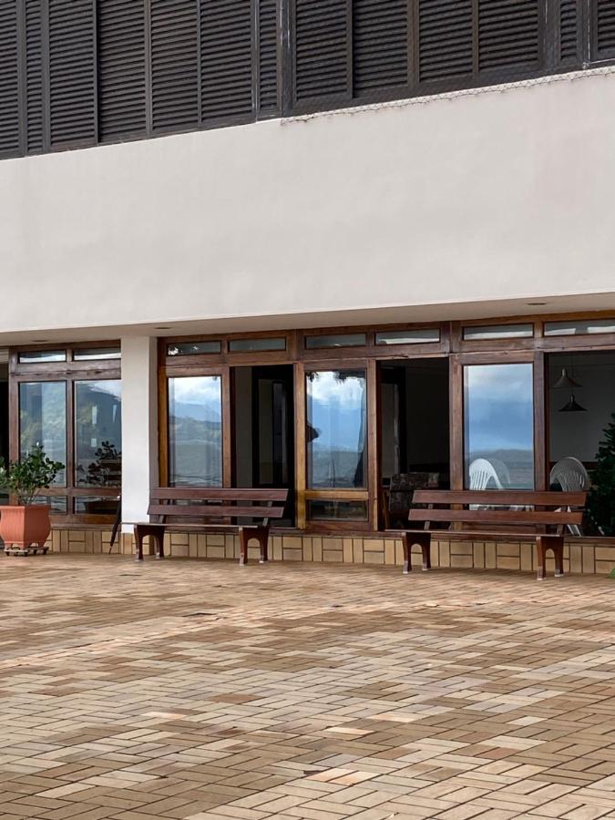 Apartamento Pe Na Areia Caraguatatuba Ngoại thất bức ảnh